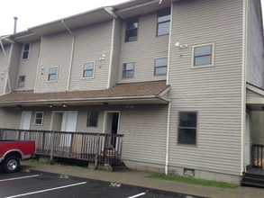 Building Photo - 250 Fairmont Ave