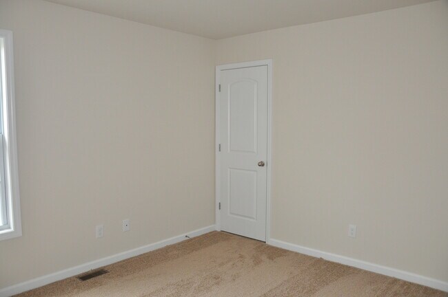 Building Photo - 509 Pyke Rd