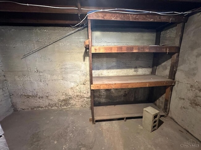 Building Photo - 504 Fairview Ave