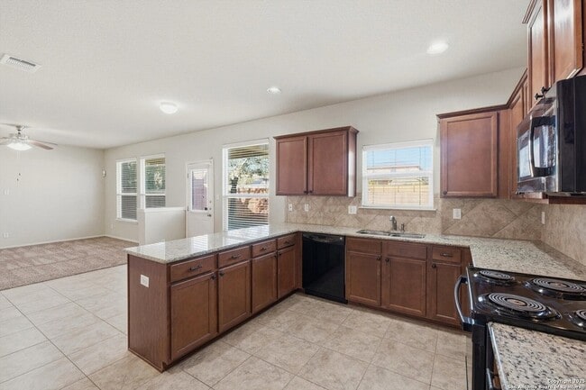 Building Photo - 11647 Zinnia Fields