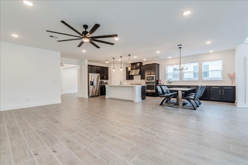 Building Photo - 1155 Arrowhead Ranch Blvd