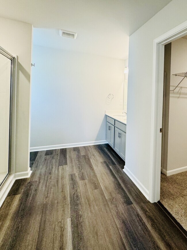Building Photo - 809 Rivas Ct