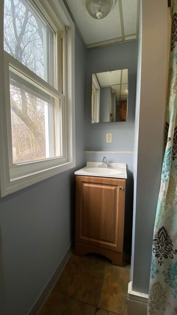 Building Photo - 1bedroom unit in Berrien Springs