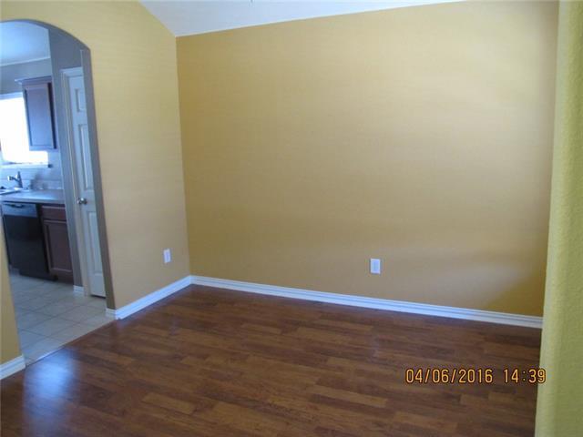 Building Photo - 4200 Ridgewood Rd