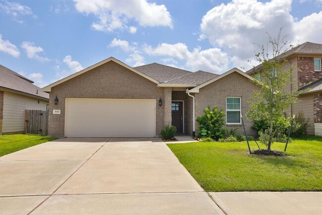 Building Photo - 2127 Cherryvale Dr