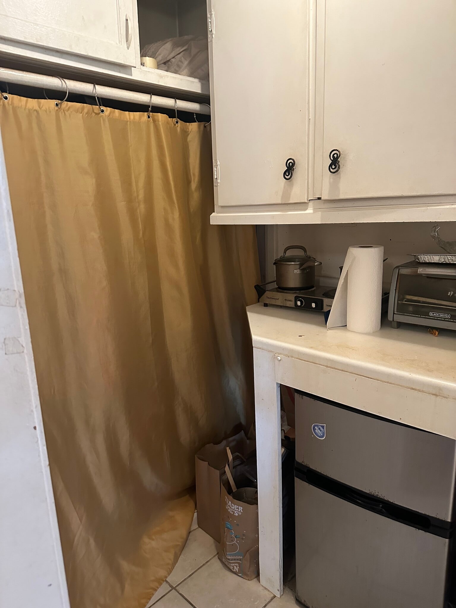 Building Photo - 2221 Ocean Ave