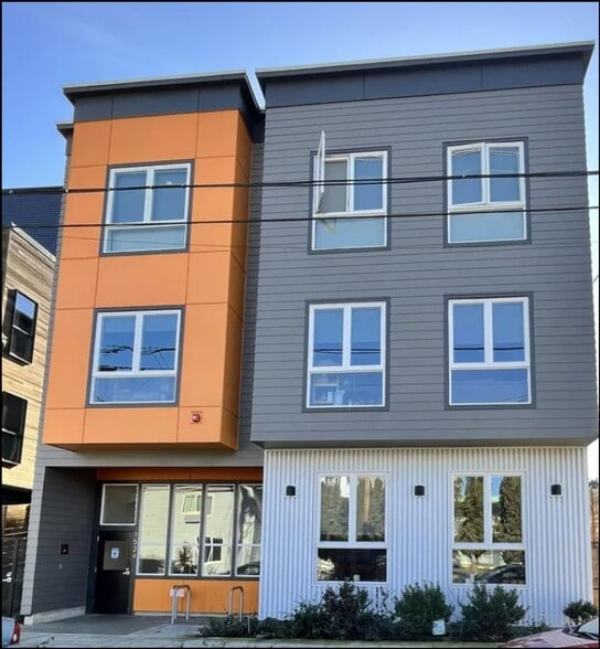Building Photo - Sumner Apartments
