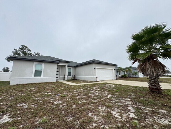 Building Photo - INCREDIBLE 4 Bedroom, 2 Bathroom Home in Poinciana!