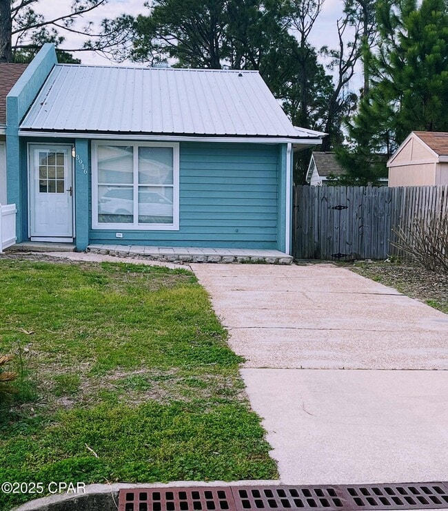 Primary Photo - 3916 Wand St