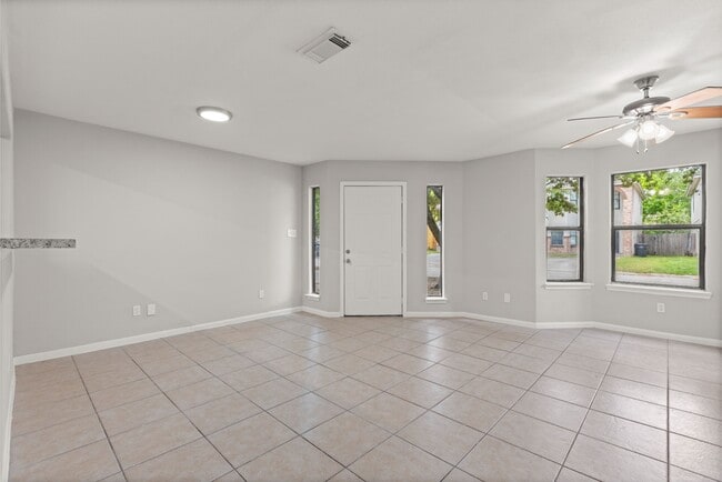 Building Photo - 3016 La Estancia Ln