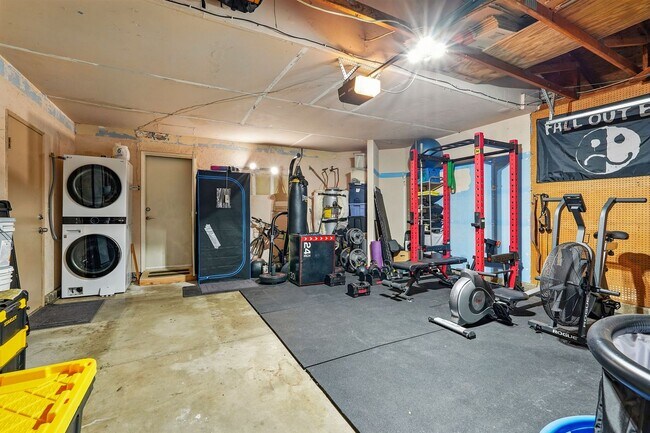 Building Photo - Single-Story 3 Bedroom Home in Quiet El Do...