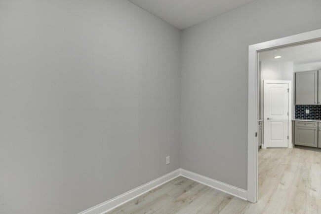 Building Photo - 1641 E Broad St