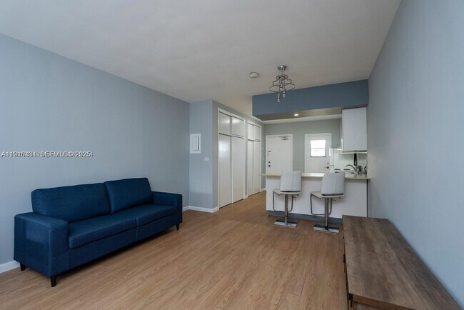 Building Photo - 6580 Santona St