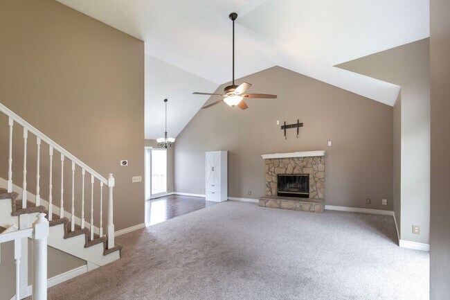 Building Photo - 16131 S Matt Ct