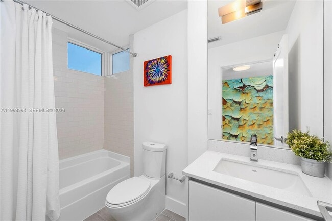 Building Photo - 41 N Shore Dr