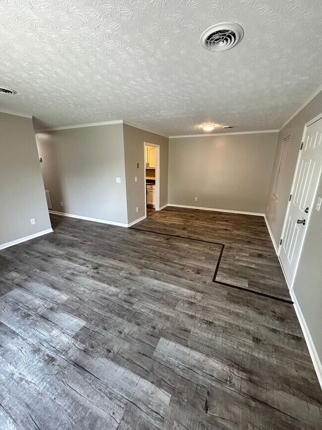 Building Photo - 1518 Pearl Ave