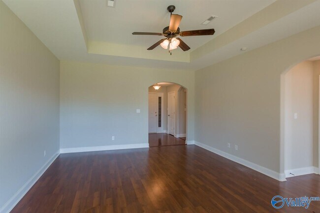 Building Photo - 6812 Wintercrest Way SE