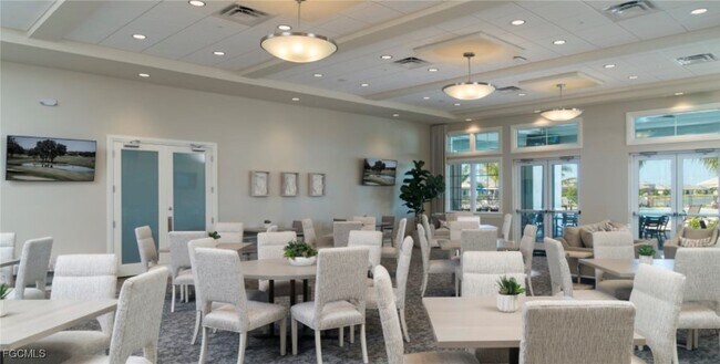 Building Photo - 11171 Canopy Loop