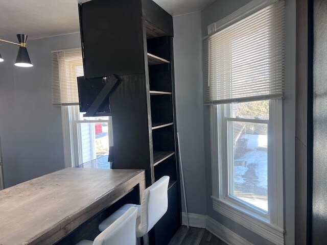 Building Photo - 1523 E Jackson St