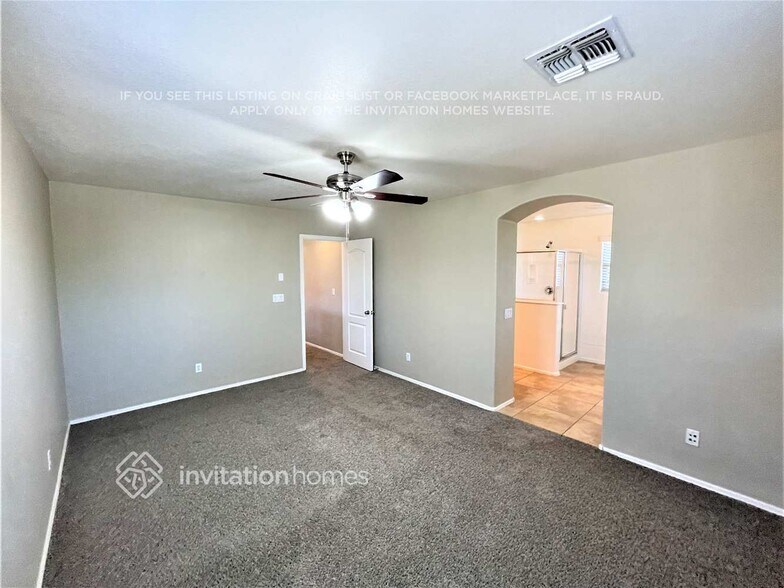 Building Photo - 2974 N Clanton St