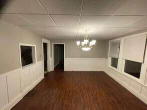 Building Photo - 127 Taunton Pl