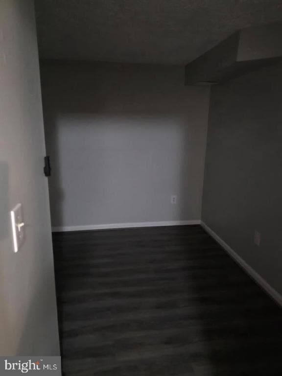 Building Photo - 20 Delafield Ct