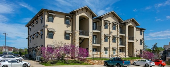 Building Photo - Limestone Terrace Apartments