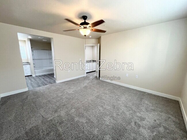Building Photo - 1310 Playa Del Rey Dr