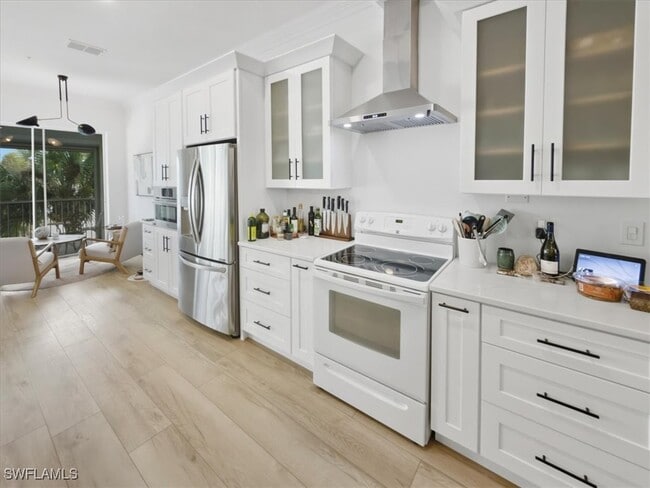 Building Photo - 6876 Redbay Park Rd