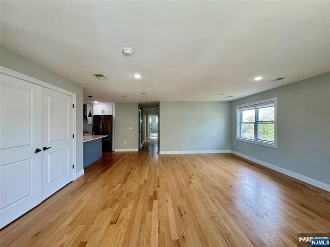 Building Photo - 105 Feronia Wy