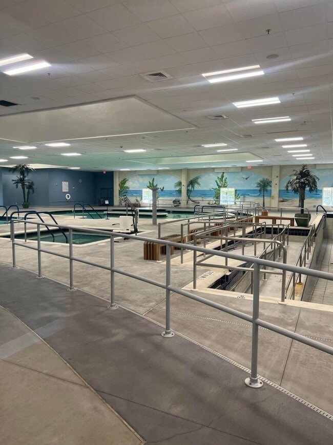 Building Photo - 347 Flanders Dr