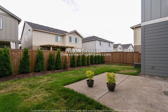 Building Photo - Luxury 5-Bedroom Home in South Cooper Mountain!