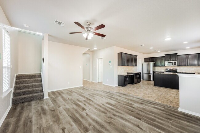 Building Photo - 11603 Poppy Sands