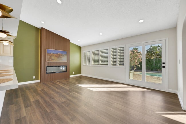 Building Photo - 3212 Moonflower Dr