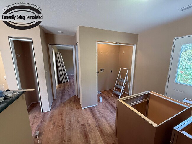 Building Photo - 1707 Hanover Blvd