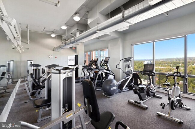 Building Photo - 2bed/1bath at The Odyssey with Garage Park...