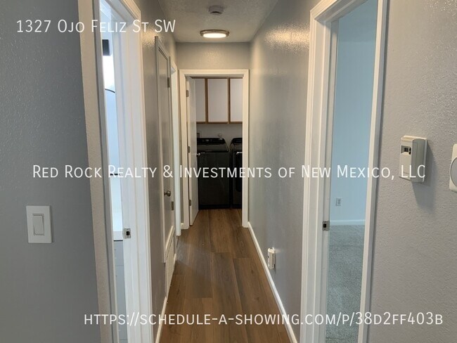 Building Photo - 1327 Ojo Feliz St SW