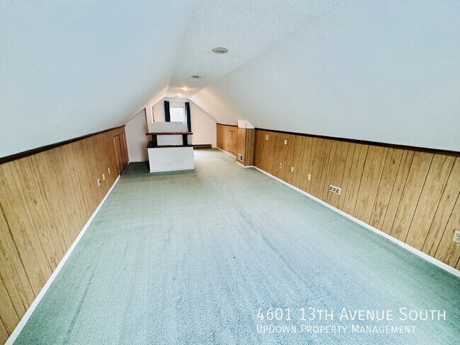 Building Photo - 4601 13th Ave S