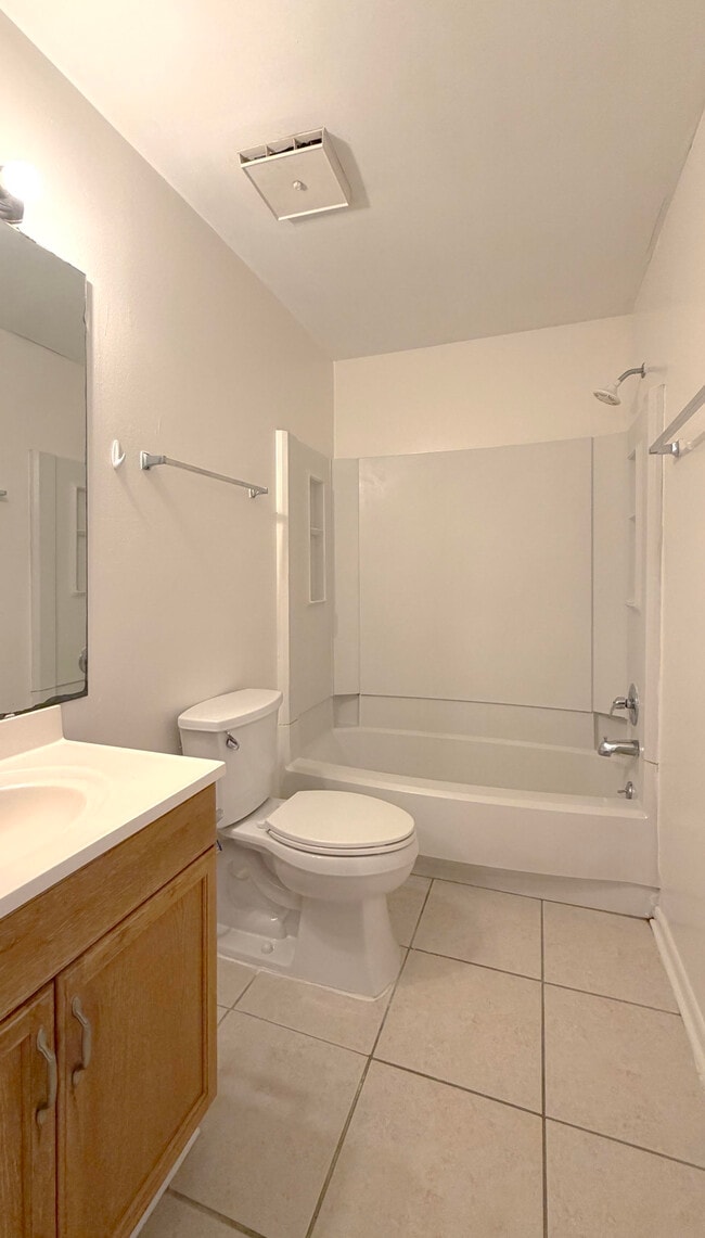 Building Photo - 12346 Fox Hound Ct