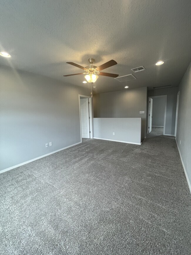 Building Photo - 4839 Blackburn Rd NE