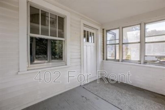 Building Photo - 4332 Fowler Ave