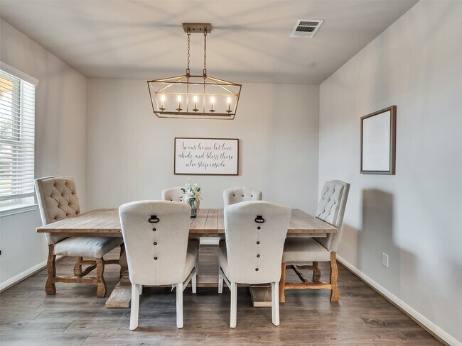 Building Photo - 507 Thunder Cloud Dr