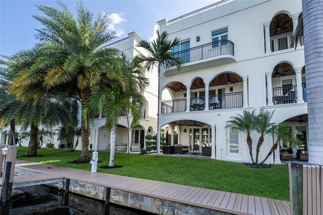 Building Photo - 61 Isle of Venice Dr