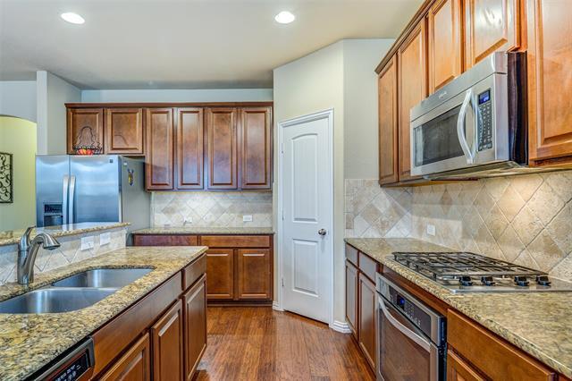 Building Photo - 2713 Costa Mesa Dr