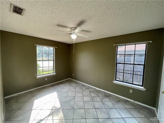 Building Photo - 12 N 41st St