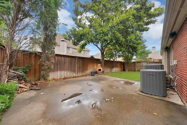 Building Photo - 18638 Tall Oak Dr