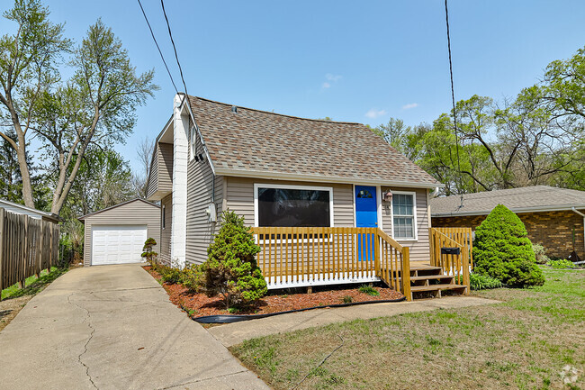 Building Photo - 314 Clifford Ave