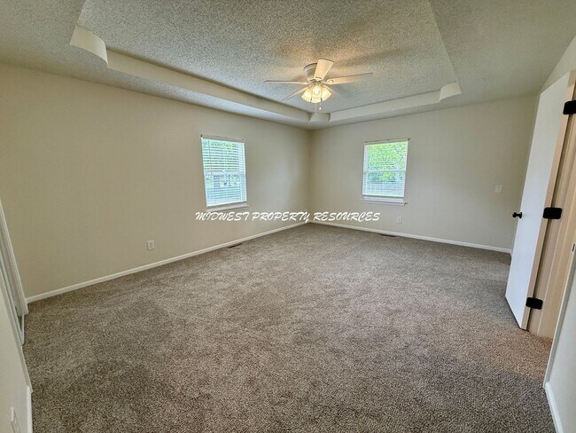 Building Photo - Amazing 3 Bedroom Home!