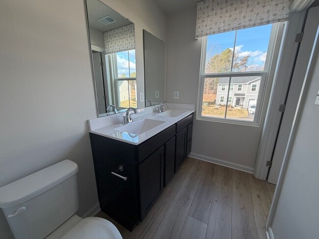 Building Photo - 59 Glacier Ave