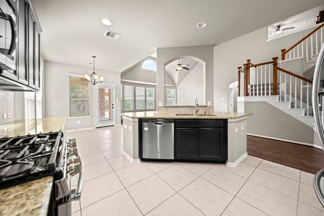 Building Photo - 307 Fairwood Springs Ln